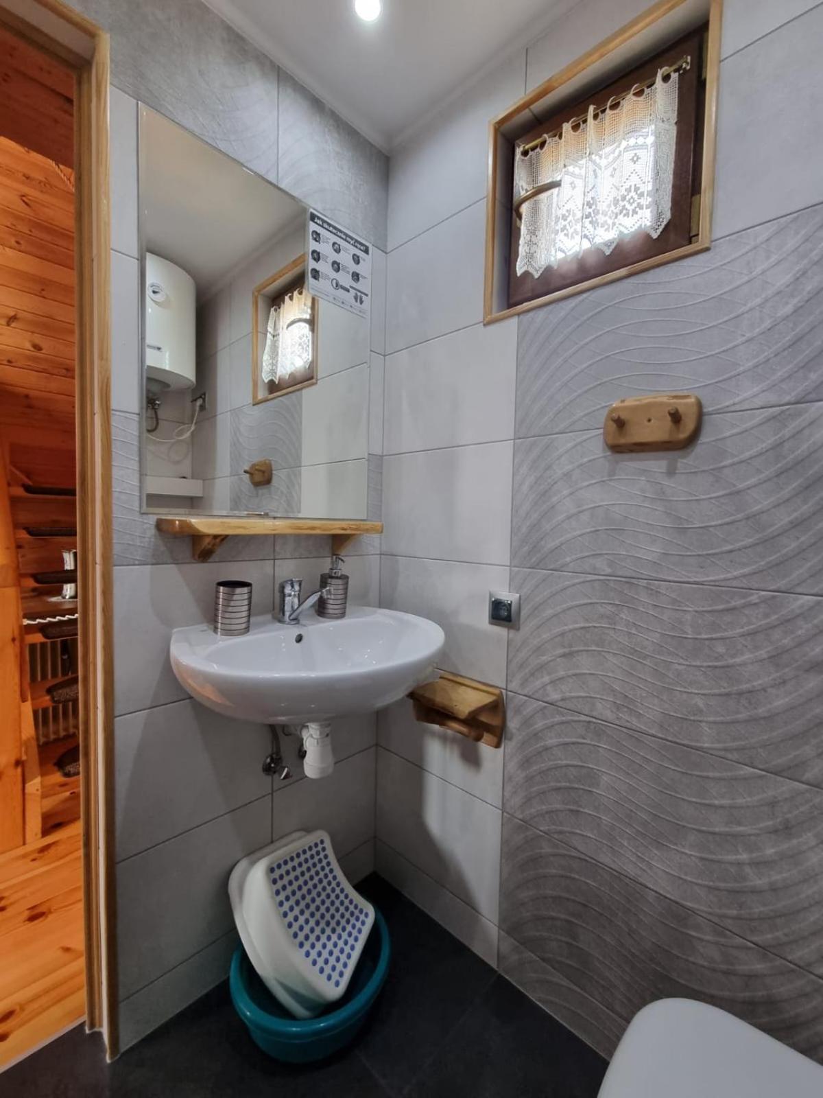 카르비아 Apartamentowe Domki Drewniane Colorado 빌라 외부 사진